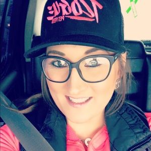 Meet your Posher, Janelle